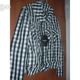 Fotka k inzerátu Dámská bundička / 17577457