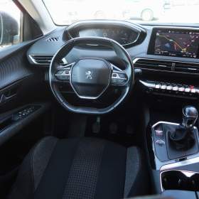 Foto inzerátu Peugeot 5008 1.5 BlueHDi