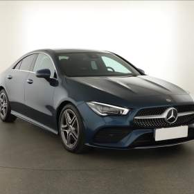 Mercedes- Benz CLA 200 / 19189984