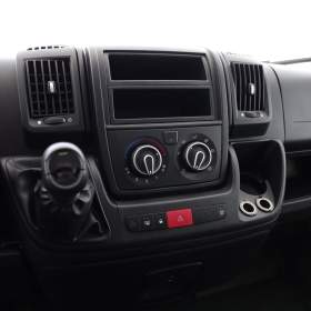 Foto inzerátu Peugeot Boxer 2.0 BlueHDi