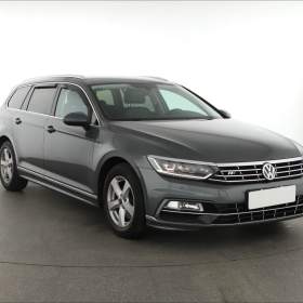 Volkswagen Passat 2.0 TDI / 19234412