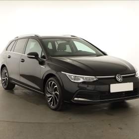 Volkswagen Golf 1.5 eTSI / 19251786