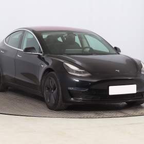 Tesla Model 3 Long Range 4WD 78kWh / 19259040