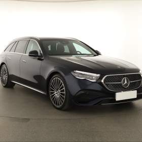 Mercedes- Benz Třídy E E 220 d 4MATIC / 19272137