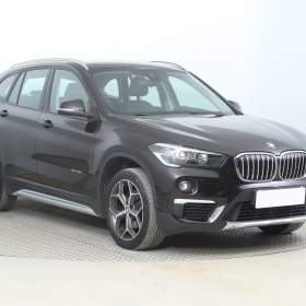 BMW X1 sDrive18i / 19275923