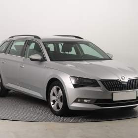 Škoda Superb 2.0 TDI / 19299624