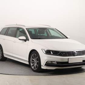 Volkswagen Passat 2.0 TDI / 19313436