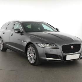 Jaguar XF 25d AWD / 19340593