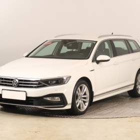 Foto inzerátu Volkswagen Passat 2.0 TDI