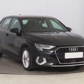 Audi A3 30 TFSI / 19352869
