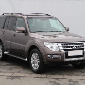 Mitsubishi Pajero 3.2 DI- D / 19356730