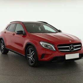 Mercedes- Benz GLA GLA 220 CDI 4MATIC / 19356802