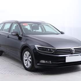 Volkswagen Passat 1.6 TDI / 19357696
