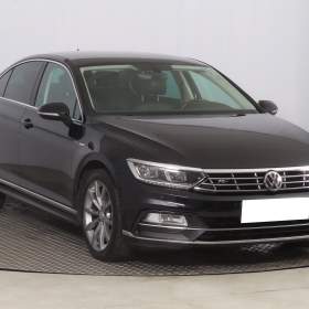 Volkswagen Passat 2.0 TDI / 19370121
