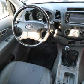 Toyota Hilux 2.5 D- 4D / 19370133