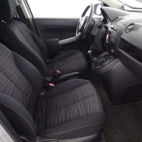 Mazda 2 1.25 i / 19373555
