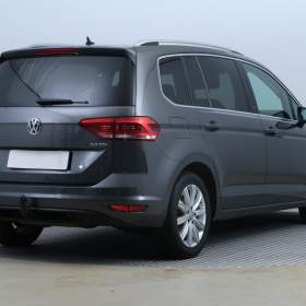 Foto inzerátu Volkswagen Touran 2.0 TDI