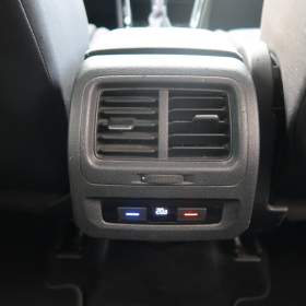 Foto inzerátu Volkswagen Touran 2.0 TDI