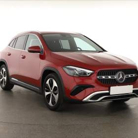 Mercedes- Benz GLA GLA 180 / 19382899