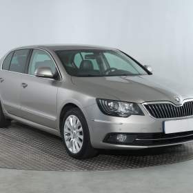 Škoda Superb 2.0 TDI / 19395881