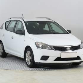 Kia Ceed 1.4 CVVT / 19396399