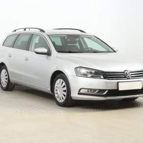 Volkswagen Passat 2.0 TDI / 19401978