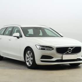 Volvo V90 D4 AWD / 19402181