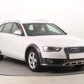 Audi A4 Allroad 3.0 TDI / 19402577