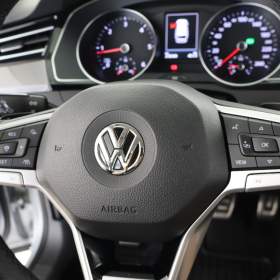 Foto inzerátu Volkswagen Passat 2.0 TDI