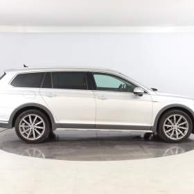 Foto inzerátu Volkswagen Passat 2.0 TDI