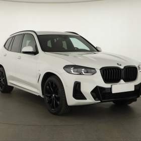 BMW X3 xDrive20i / 19404285