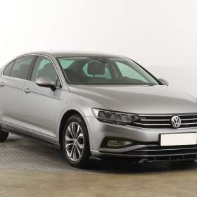 Volkswagen Passat 2.0 TDI / 19404371