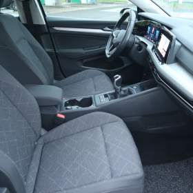 Foto inzerátu Volkswagen Golf 1.0 TSI