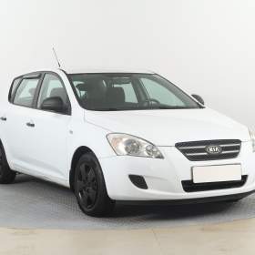 Kia Ceed 1.4 CVVT / 19409205