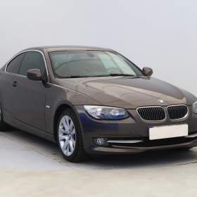 BMW Řada 3 330 i xDrive / 19409226