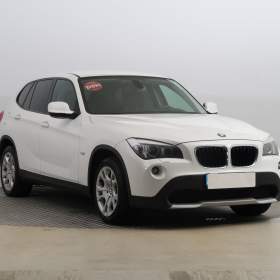 BMW X1 xDrive20i / 19409245