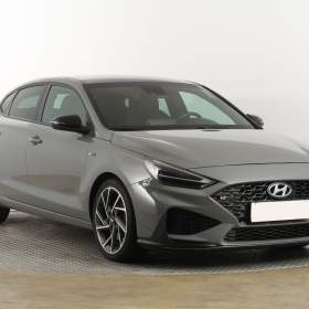 Hyundai i30 Fastback 1.5 T- GDI MHEV / 19411892