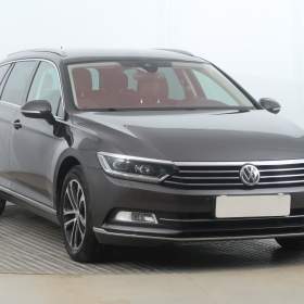 Volkswagen Passat 2.0 TDI / 19411895
