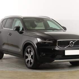 Volvo XC40 T3 / 19412317