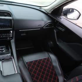 Jaguar F- Pace 20d AWD / 19412515