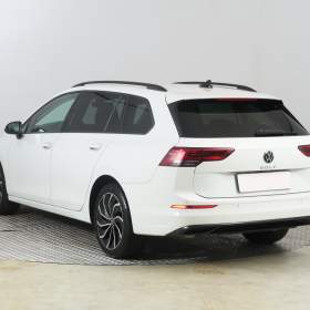 Foto inzerátu Volkswagen Golf 1.5 TSI