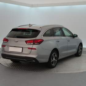 Foto inzerátu Hyundai i30 1.0 T-GDI