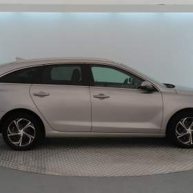 Foto inzerátu Hyundai i30 1.0 T-GDI