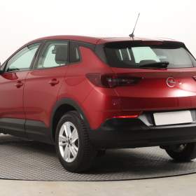 Foto inzerátu Opel Grandland 1.2 Turbo