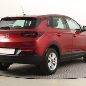 Foto inzerátu Opel Grandland 1.2 Turbo