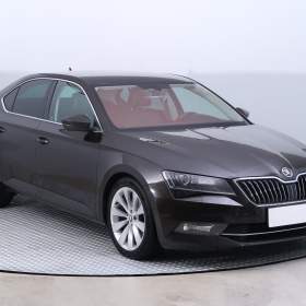 Škoda Superb 2.0 TDI / 19421639