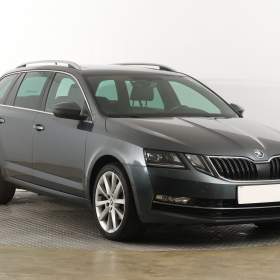 Škoda Octavia 1.5 TSI / 19421657