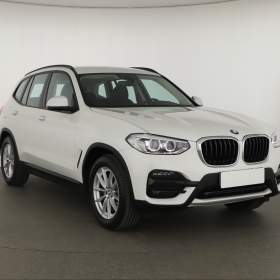BMW X3 xDrive20i / 19424540