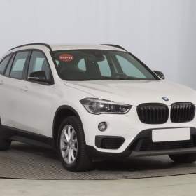 BMW X1 xDrive25i / 19424542