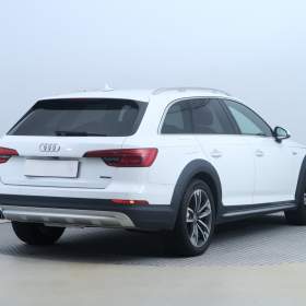 Foto inzerátu Audi A4 Allroad 3.0 TDI